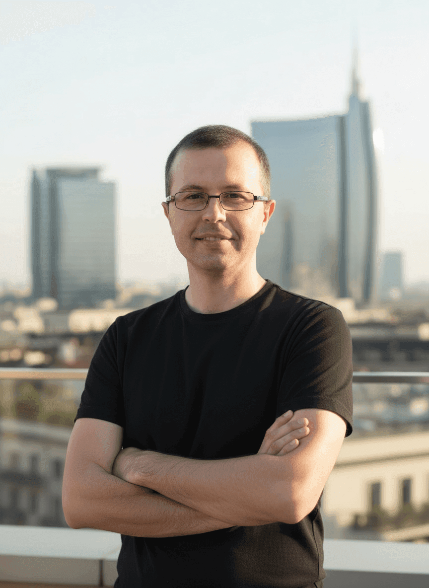 Chi Siamo - Team Web Lab Milano 21 Simone